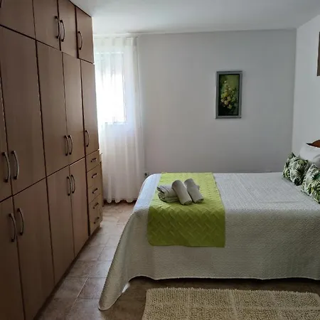 Housemaria بيت للعطل *